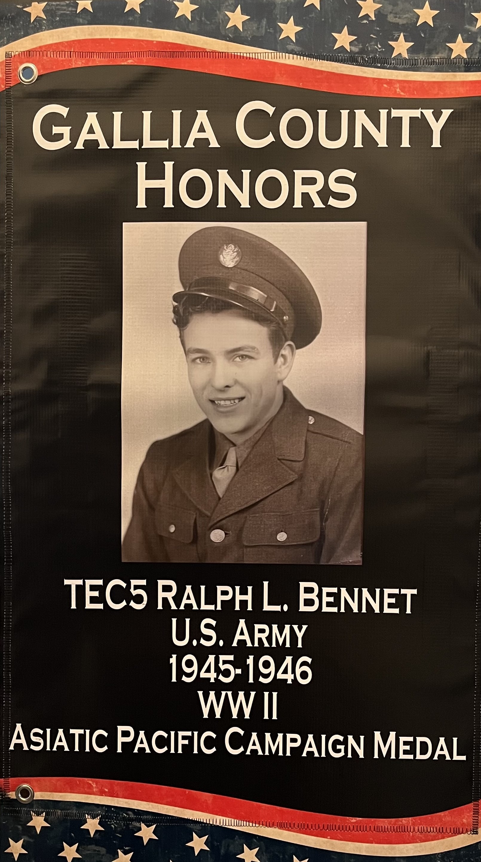 BN 0188 TEC5 Ralph L Bennett USA 1945 1946 WWII photo